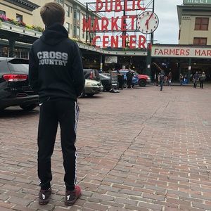 Meet your Posher, Daniel